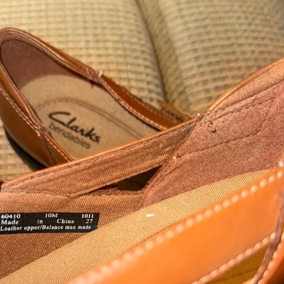 Clarks Women’s Shoes - Brown Leather Flats with Woven Design, US Size 10 M - EUC - Picture 9 of 9